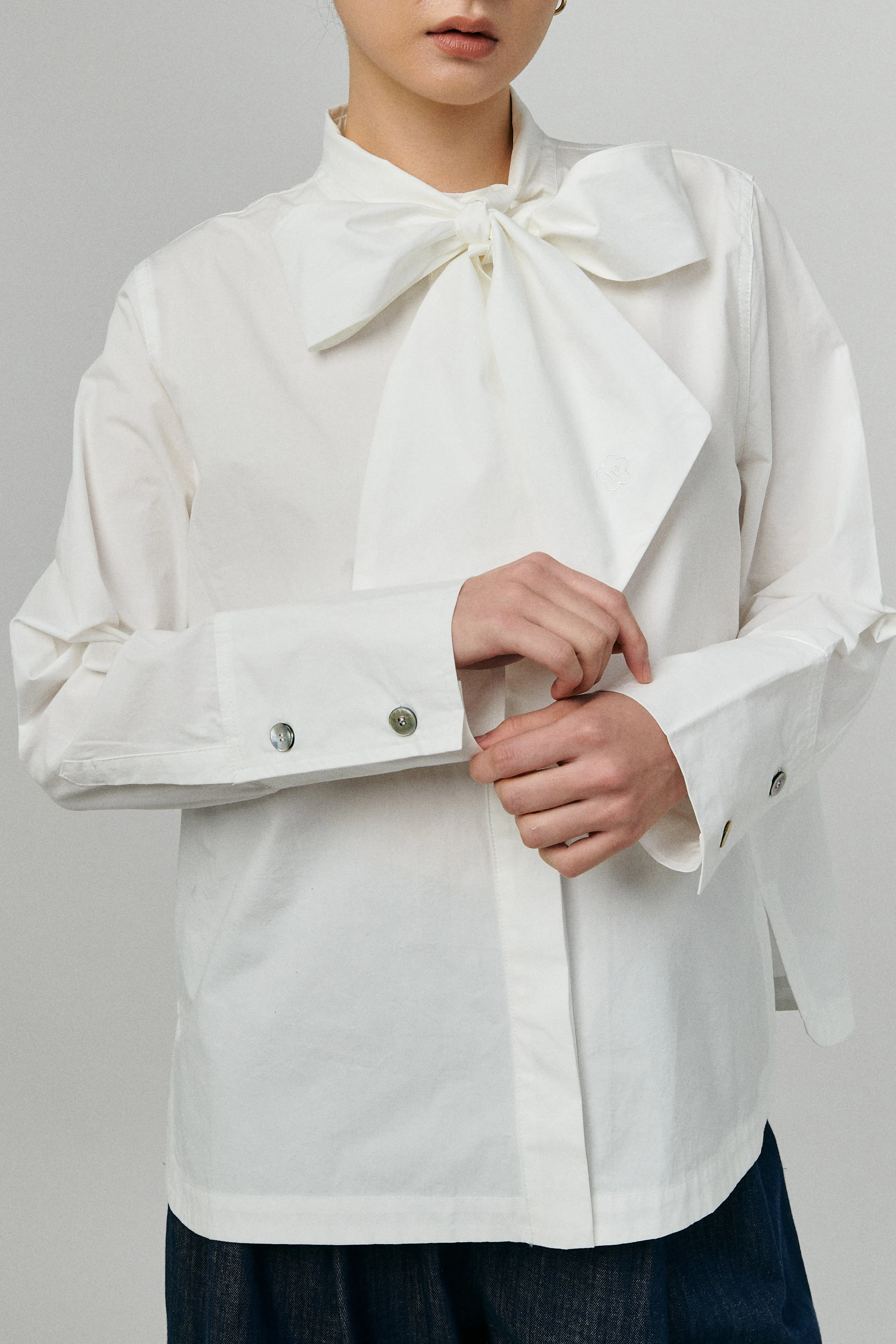 Atelier Poplin Bow Shirt in White