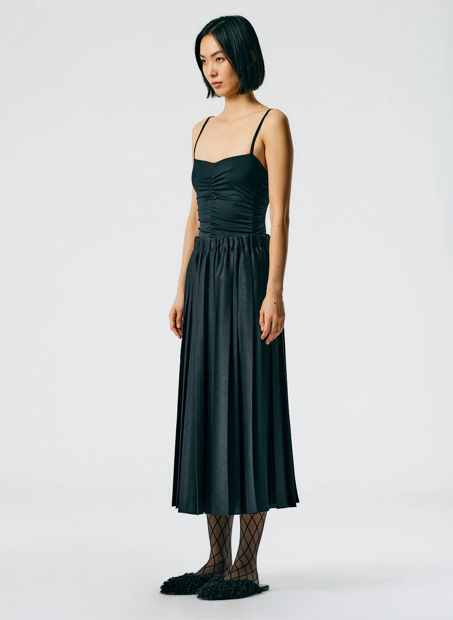 Feather Weight Pleated Pull On Skirt