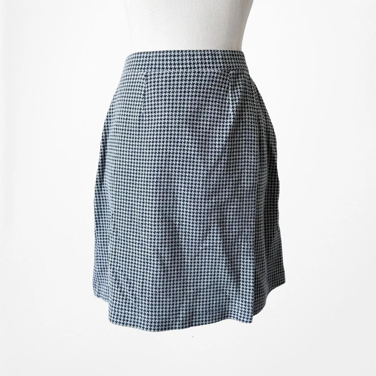 Jones New York Navy Blue Checkered Plaid Knit Knee Length Wrap Skirt Size S